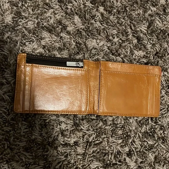 Wallet - Picture 3 of 4